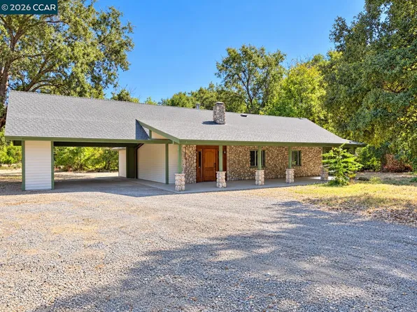 7052 Pleasants Valley Rd, Vacaville, CA 95688