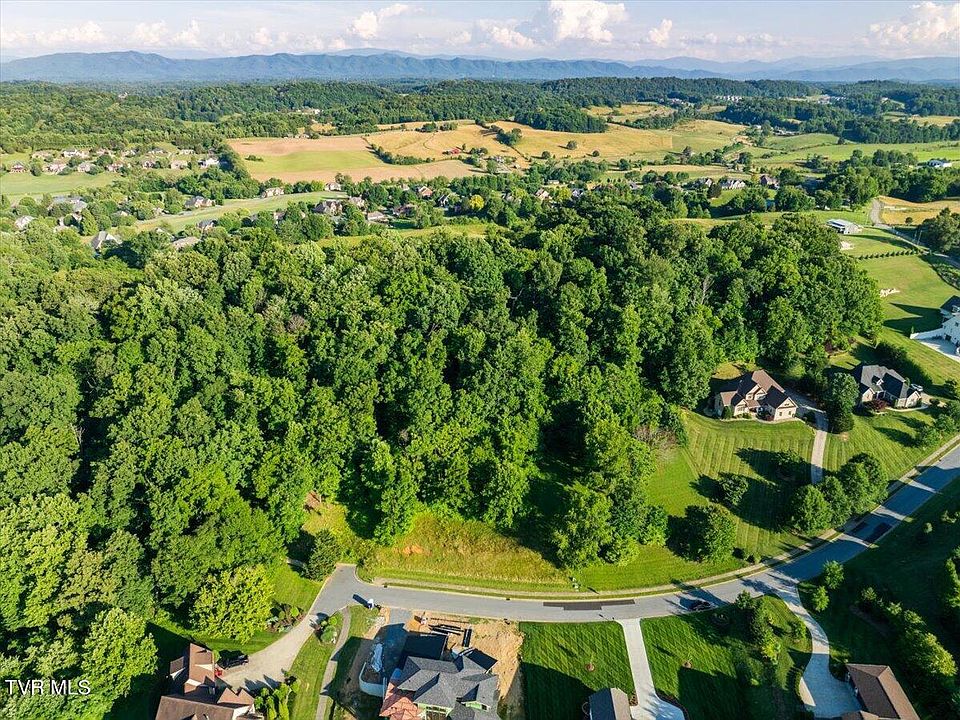 1st image of 182 Quail Creek Ct