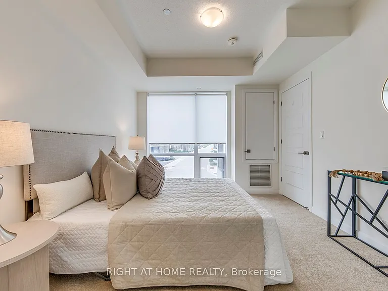 3028 Creekshore Cmn #215 — Photo 25