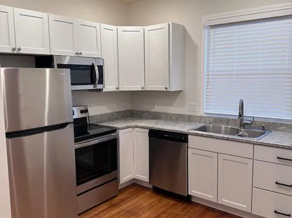 2053 Maple Ave APT 2, Cincinnati, OH 45212