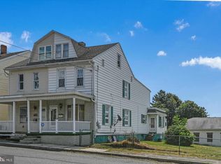 406 E Oak St, Frackville, PA 17931