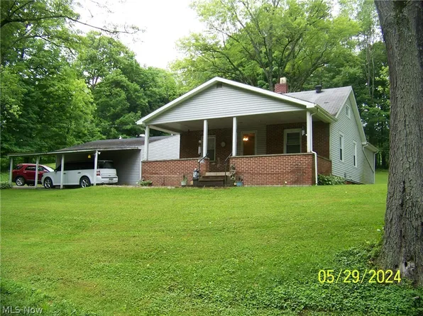 7934 Saint Jacobs Logtown Rd, Lisbon, OH 44432