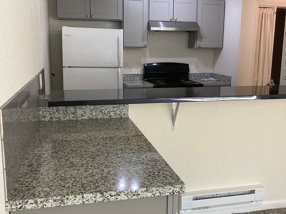 1st image of 1269 Poplar Ave APT 208