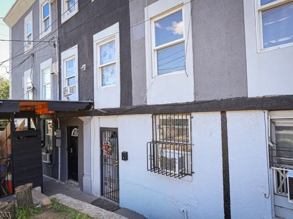 10 Oriental St, Newark City, NJ 07104