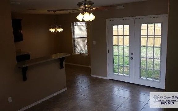 5th image of 23273 Grapefruit Ave