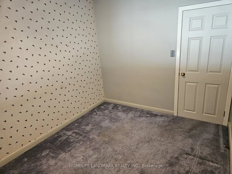 147 Fitzgibbon Ave #MAIN — Photo 33