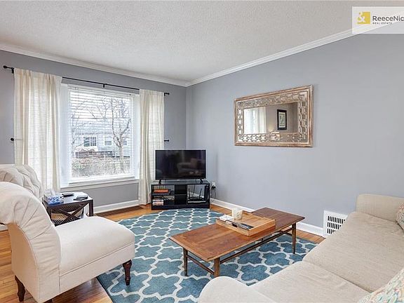 5th image of 4820 W 71st Ter