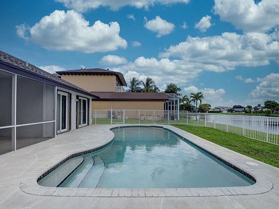 4th image of 1191 NW 10th Ct
