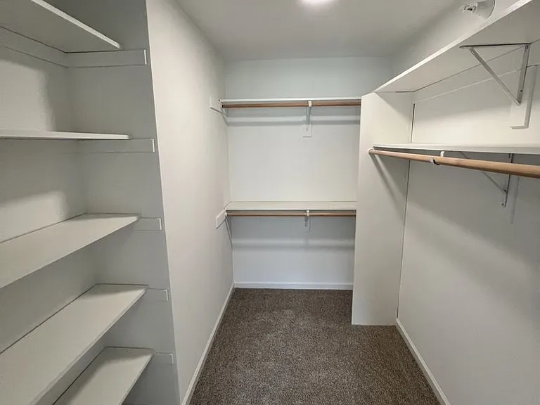 1063 Anchor Ave W — Photo 15