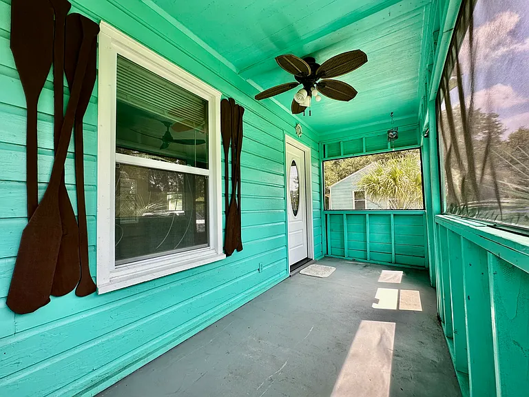 219 NW Gilliland Rd — Photo 5