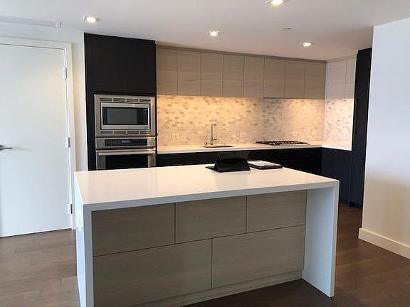 3rd image of 1388 Kettner Blvd Unit 2105