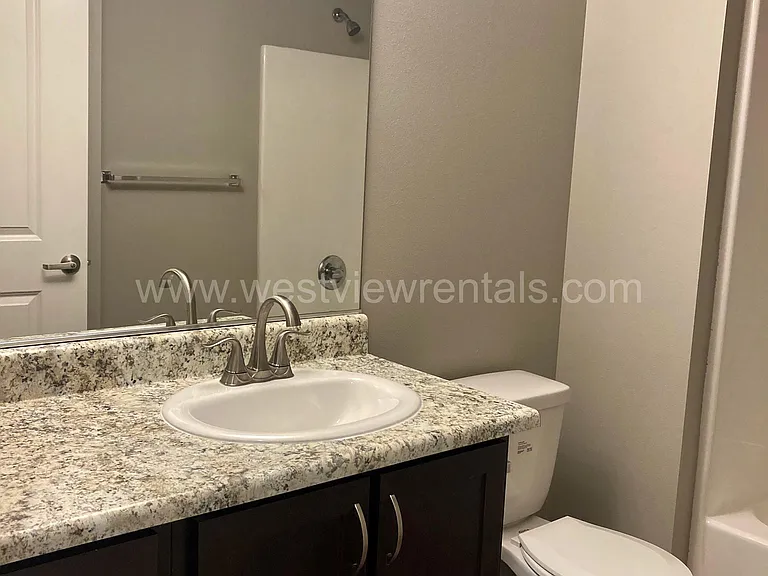 1010 Railroad Ave — Photo 59