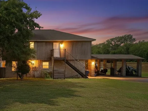 1124 Rosas St, Stafford, TX 77477