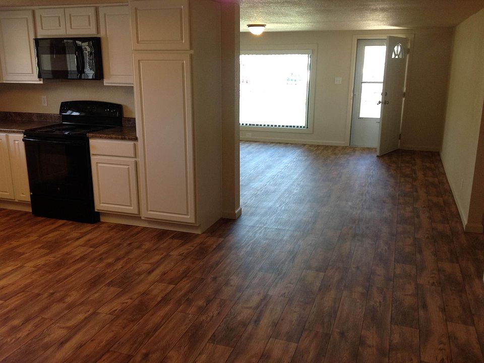 2nd image of 460 Russell Ave #101