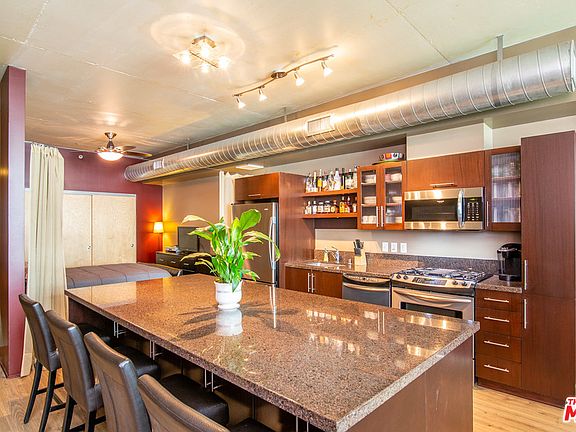 2nd image of 1111 S Grand Ave APT 1007