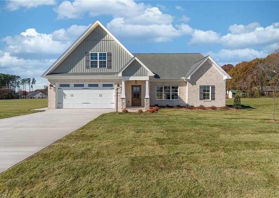 1st image of 265 Sandpiper Dr