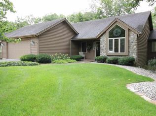 10425 Woodland Rdg W, Fort Wayne, IN 46804