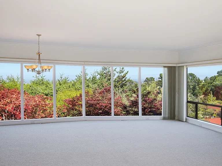 1806 Sebastian Dr — Photo 35