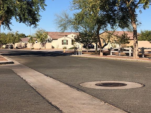 4th image of 4040 W Milada Dr