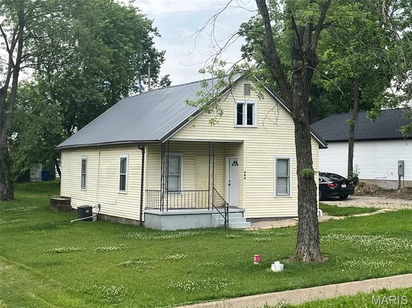 606 Monroe St, Desloge, MO 63601