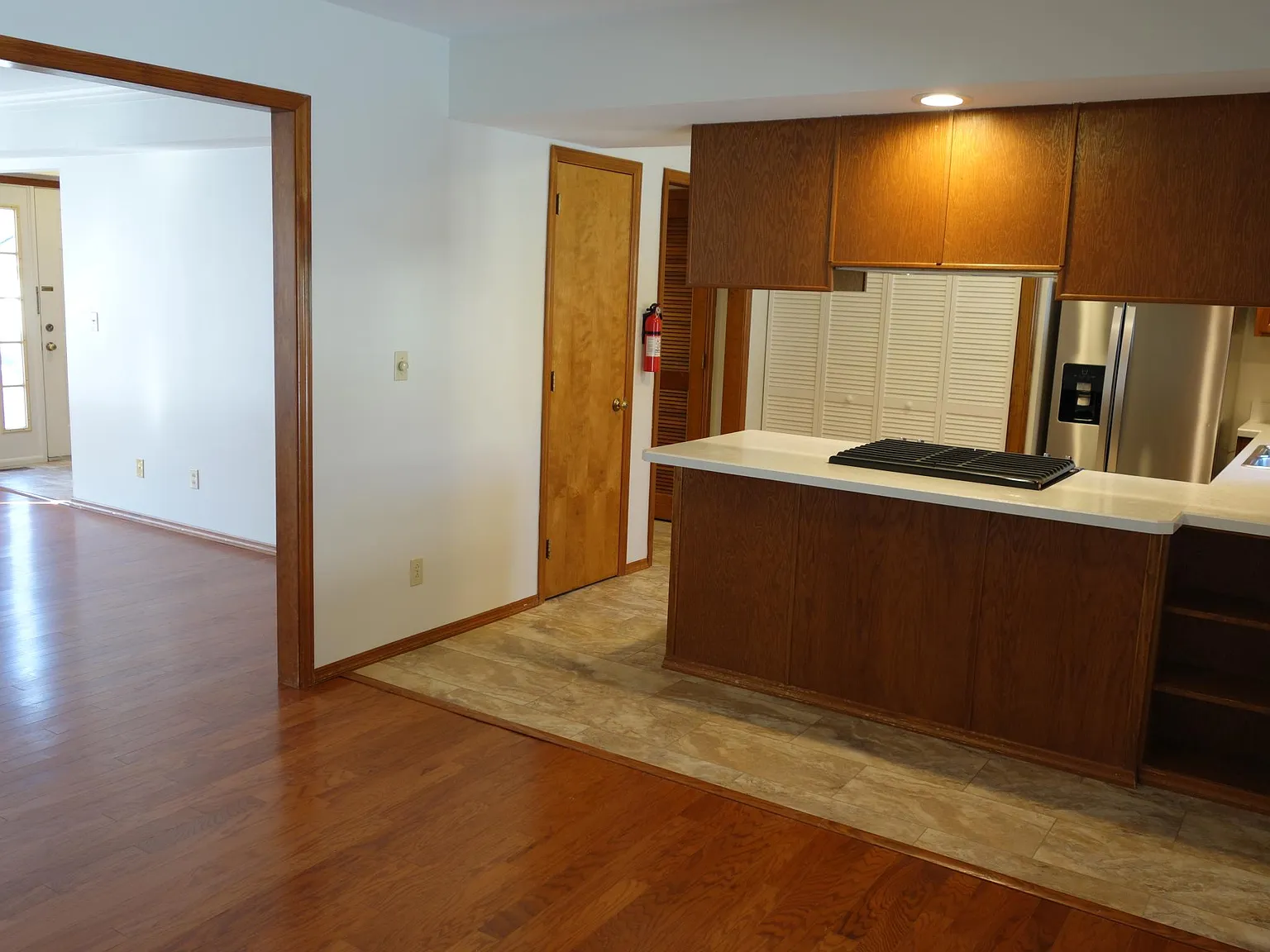 2 bed, 2.5 bath, 1767 sqft, $1,800 — Photo 3