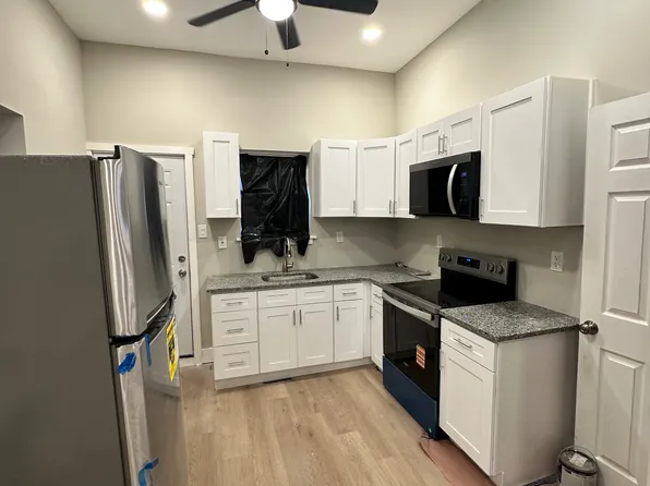 2609 S 7th St, Philadelphia, PA 19148