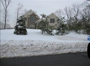 28A Morning Glory Rd, Warren, NJ 07059