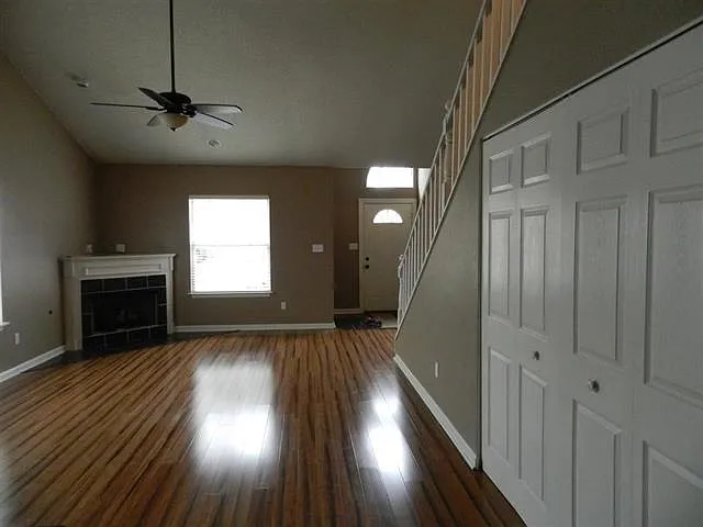 3404 Daylily Ln — Photo 2