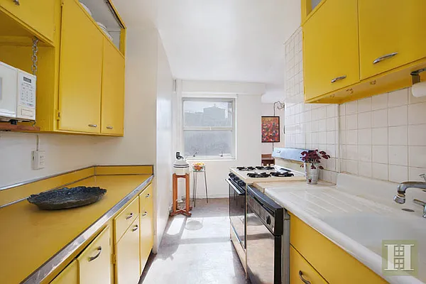 Sold by Halstead Real Estate | media 14