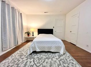 7511 Darby Ave, Reseda, CA 91335