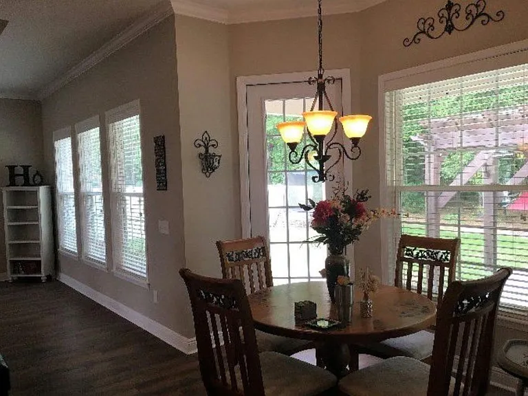 322 SW Silver Palm Dr — Photo 9
