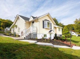 202 2nd Rd, Wappingers Falls, NY 12590