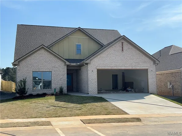 12644 White Pine Dr, Northport, AL 35475