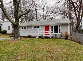 110 Tulip Dr, Gaithersburg, MD 20877