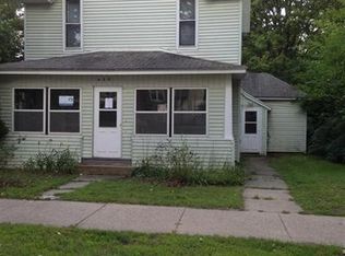 460 Crawford St SE, Grand Rapids, MI 49507