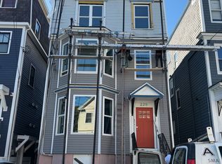 225 E Eagle St APT 3, East Boston, MA 02128
