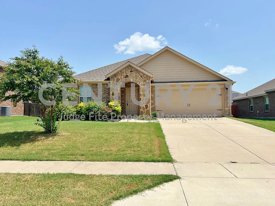 222 Thoroughbred St