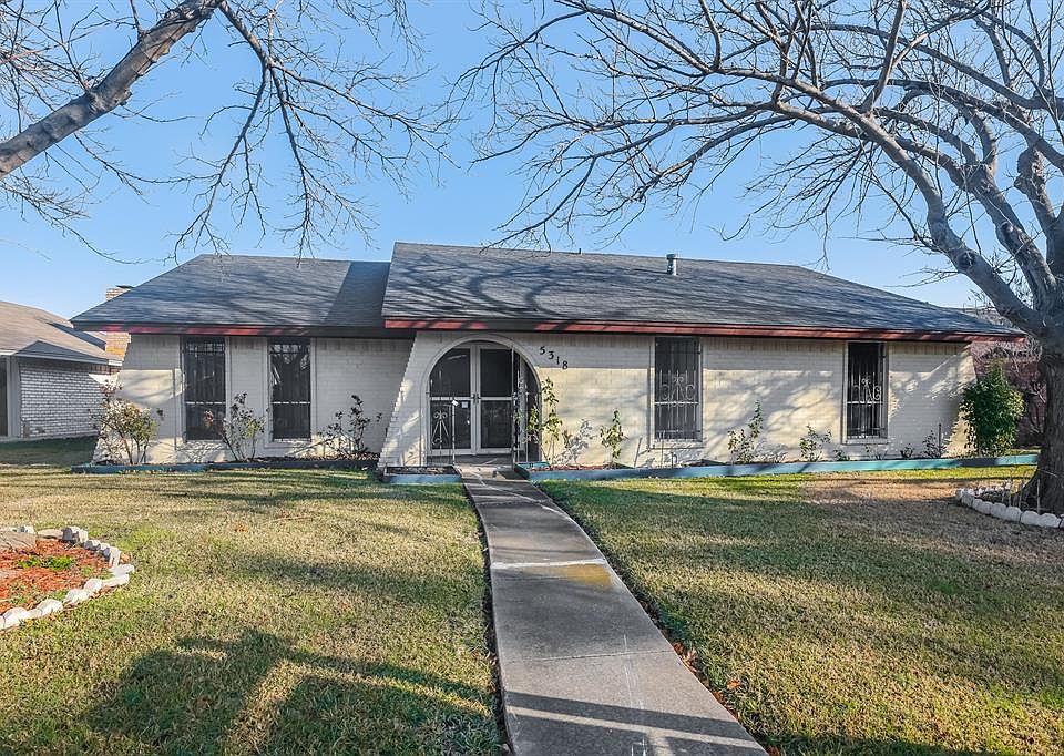 1st image of 5318 Heather Glen Dr
