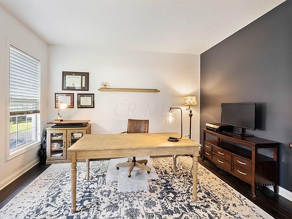 4th image of 4884 Brooksview Cir