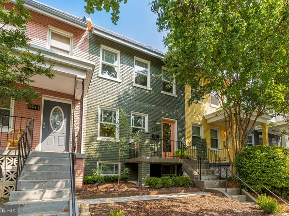 1171 Abbey Pl NE, Washington, DC 20002
