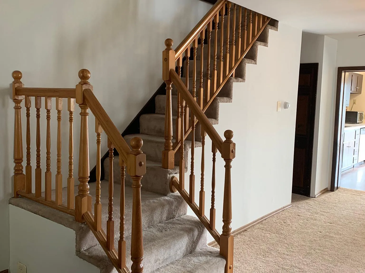 3 bed, 1263 sqft, $2,300 — Photo 2