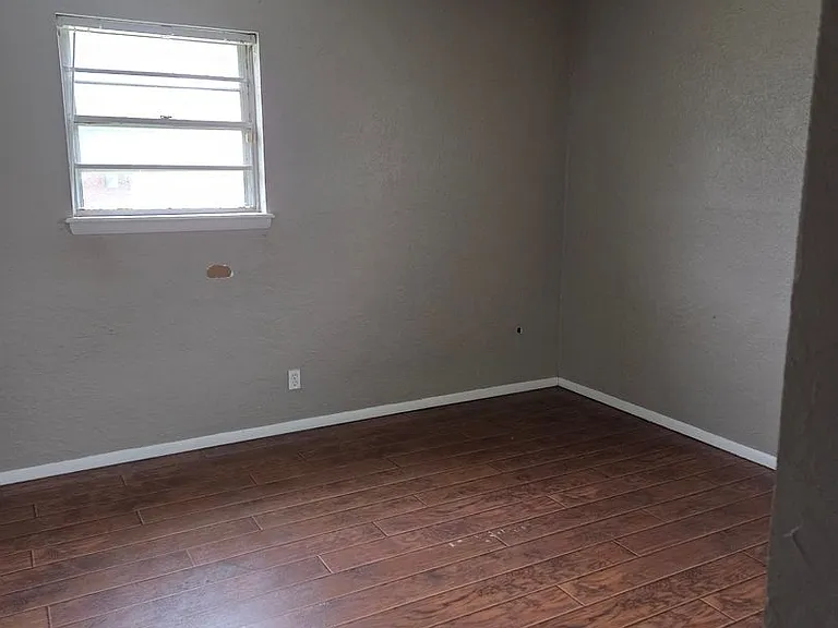 1820 N Flamingo Ln — Photo 6