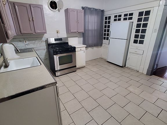 4th image of 6609 Saint Louis Ave