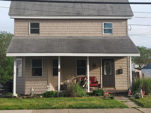 448 W Broad St, Gibbstown, NJ 08027