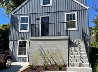 2725 S McKnight Rd, Saint Louis, MO 63119