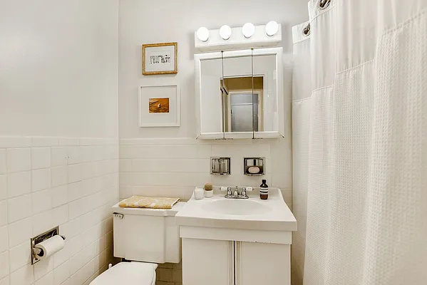Sold by Compass | media 5