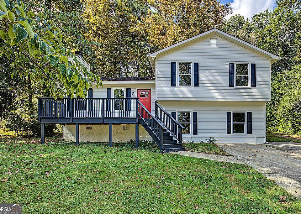 1st image of 2690 Pine Log Way