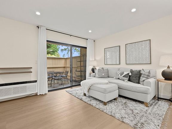 5th image of 990 Kiely Blvd Unit F