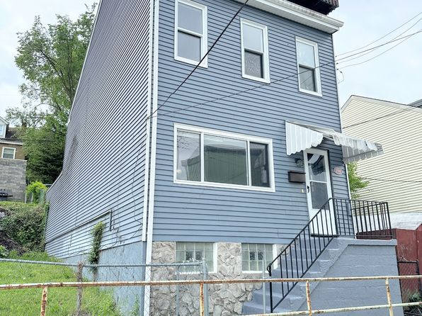1910 Baldauf St