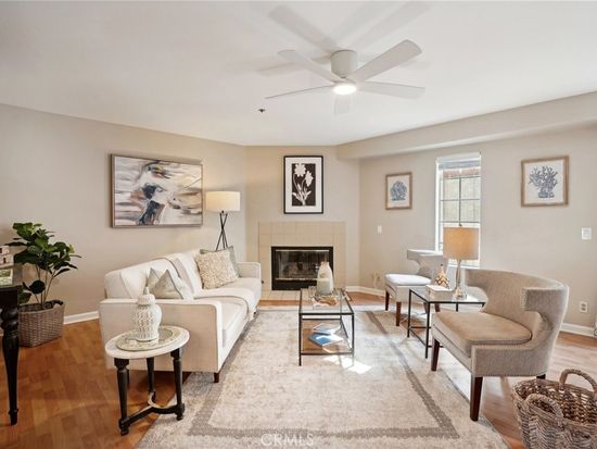 1660 W 220th St Unit 3, Torrance, CA 90501